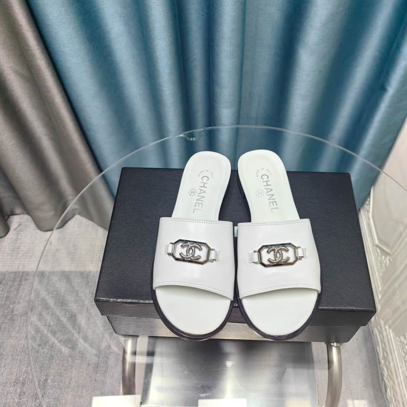 Ch*el slippers